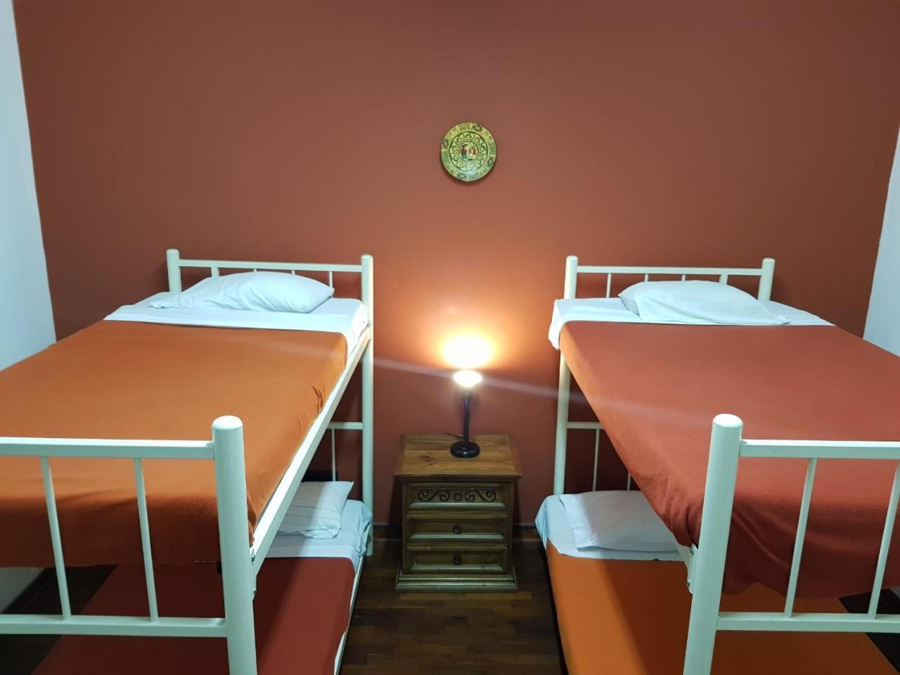 Casa Hualpa Ostello *